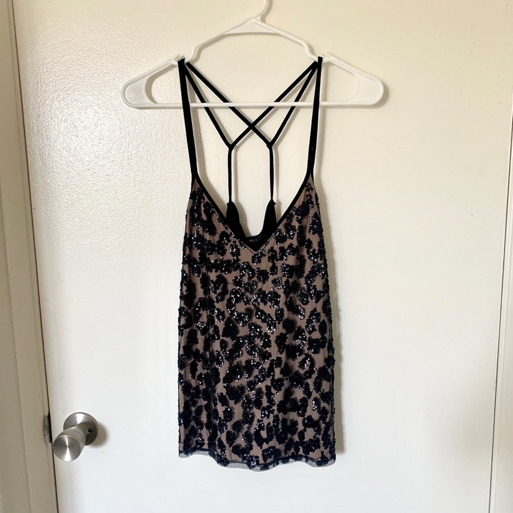 NWOT Strappy sequin v neck cami tank top